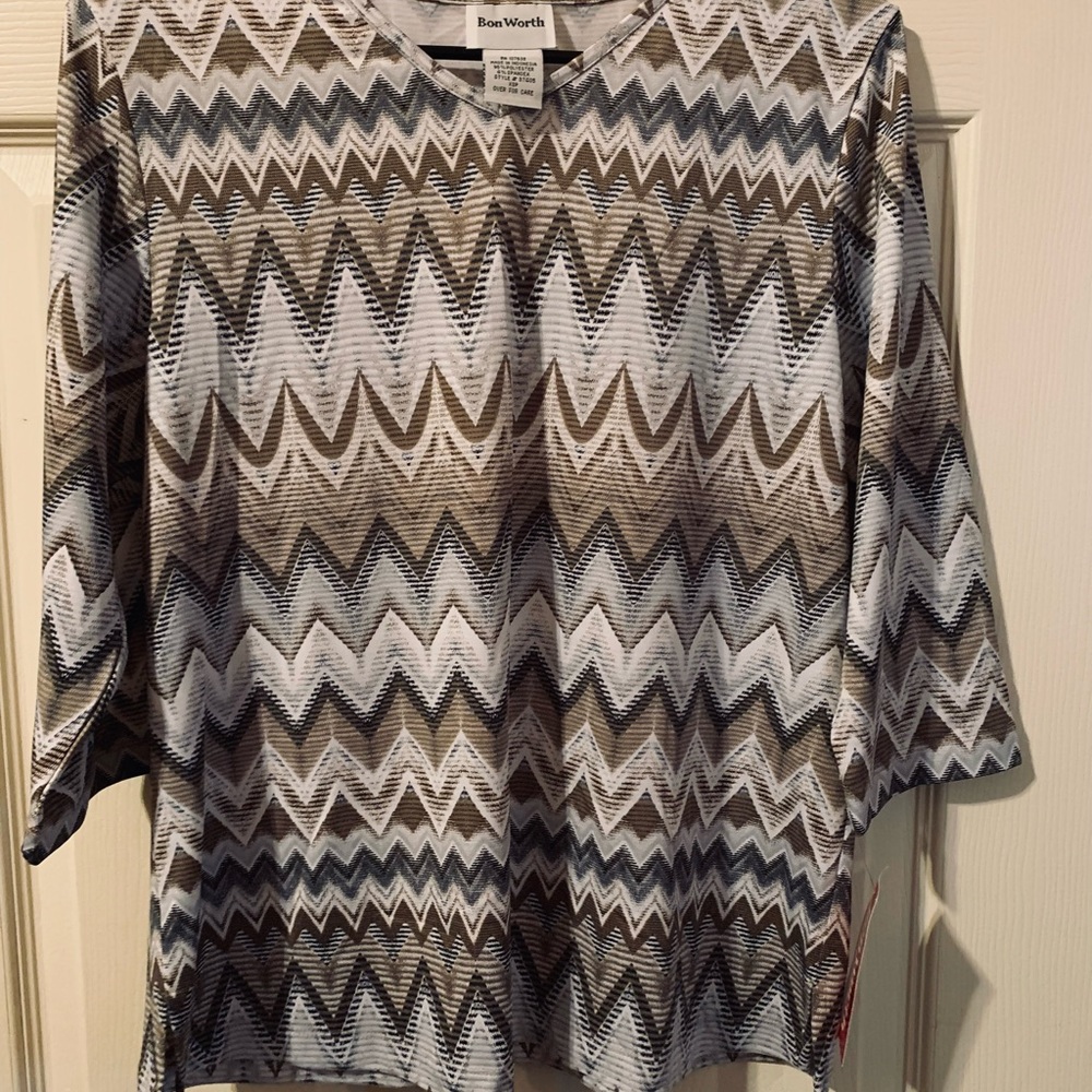 Bon Worth Mocha color top, 3/4 sleeve. Size X-Small Petite NWT